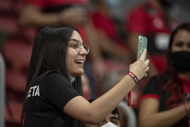 的赞赏显得 的赞赏显得